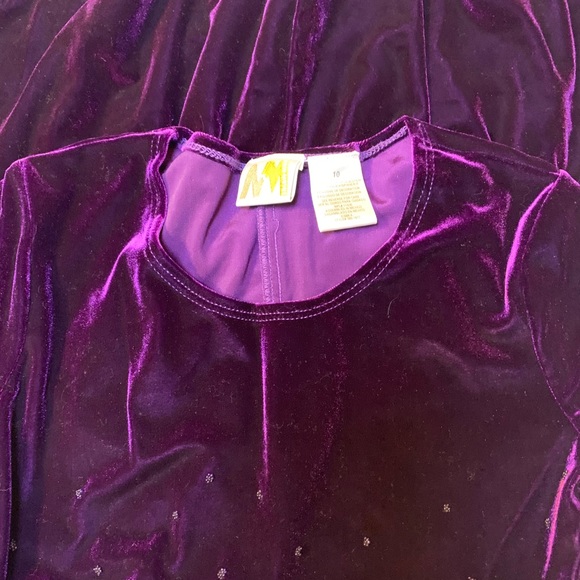 Velvet purple kids formal dress with cute beads - Picture 4 of 10